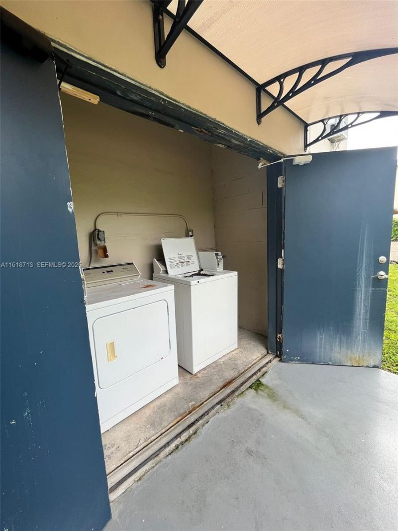 100 NE 78th St, Unit 9, Miami, FL 33138 Photo