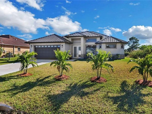 3303 16th ST W, LEHIGH ACRES, FL 33971