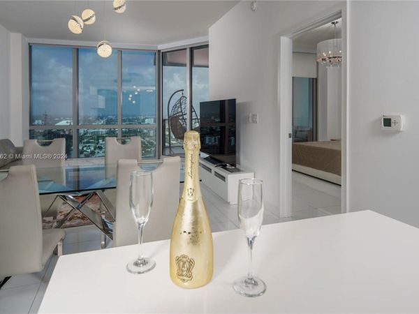 851 NE 1st Ave, Unit 4406, Miami, FL 33132