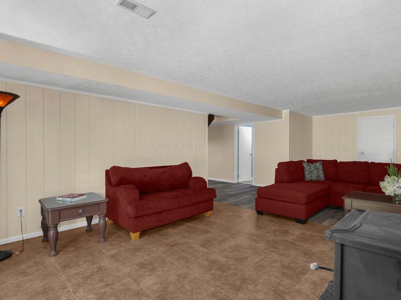 1060 S Watkins Road, Alexandria, OH 43001 Photo 24