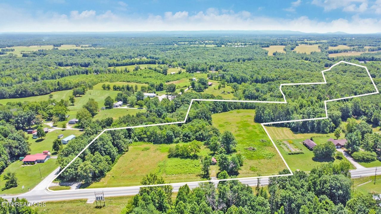 4805 S York Hwy, Jamestown, TN 38556 Main Photo