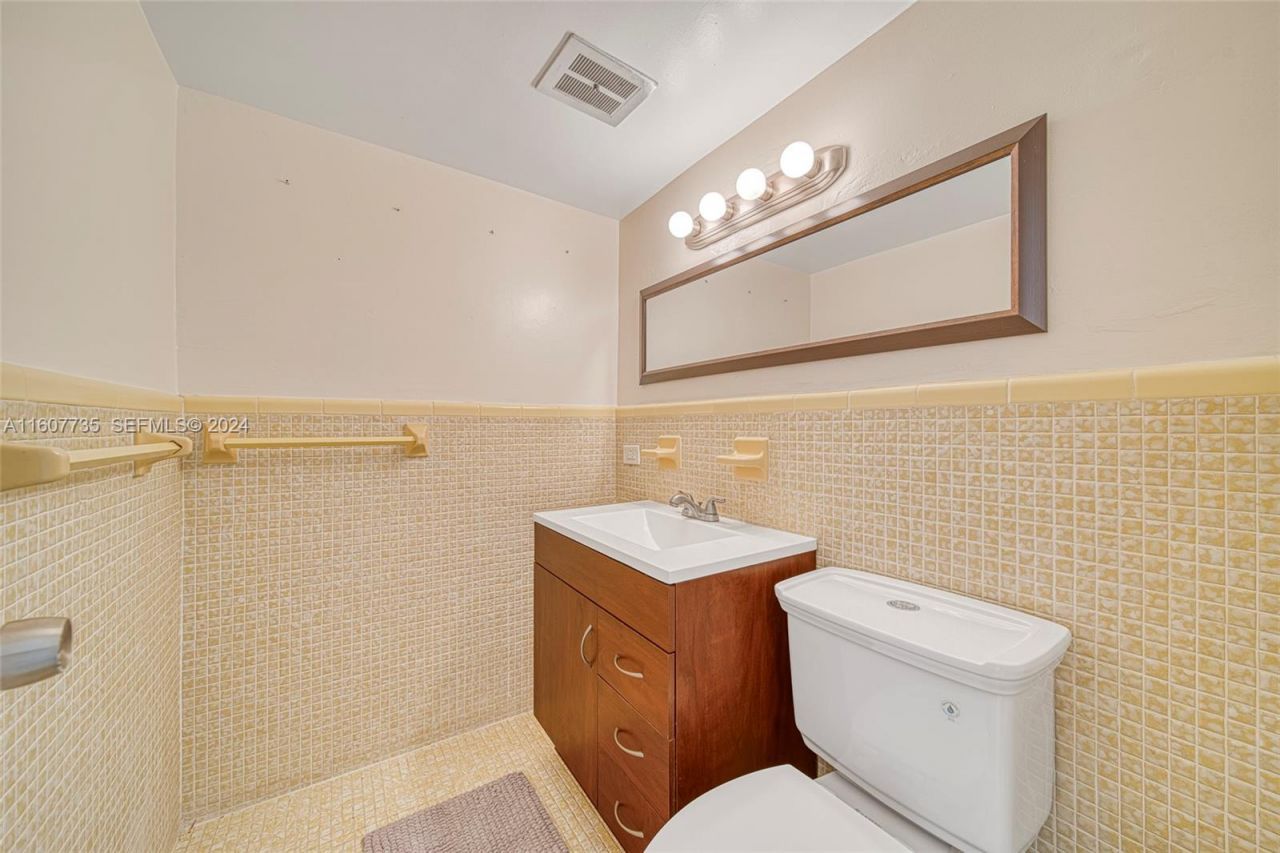 9700 E Bay Harbor Dr, Unit 508, Bay Harbor Islands, FL 33154 Photo