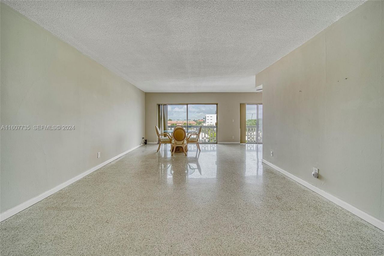 9700 E Bay Harbor Dr, Unit 508, Bay Harbor Islands, FL 33154 Photo