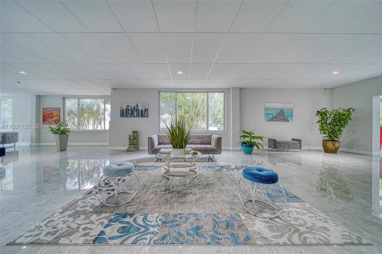 9700 E Bay Harbor Dr, Unit 508, Bay Harbor Islands, FL 33154 Photo