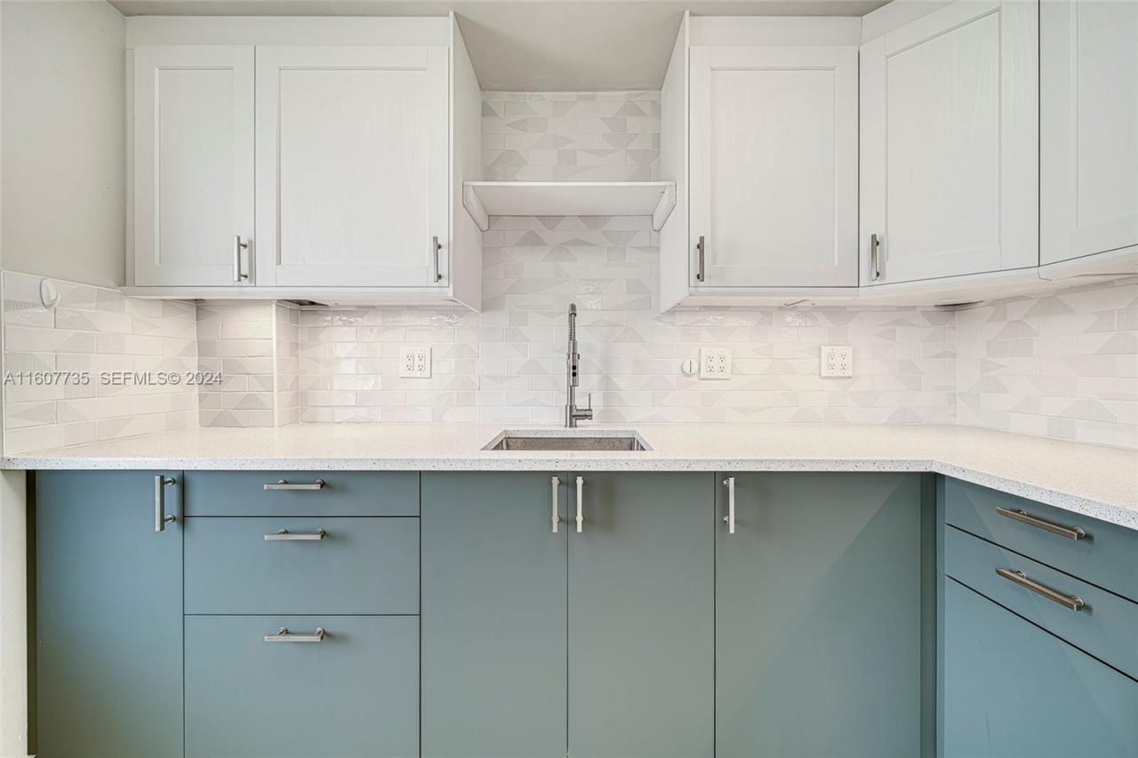 9700 E Bay Harbor Dr, Unit 508, Bay Harbor Islands, FL 33154 Photo
