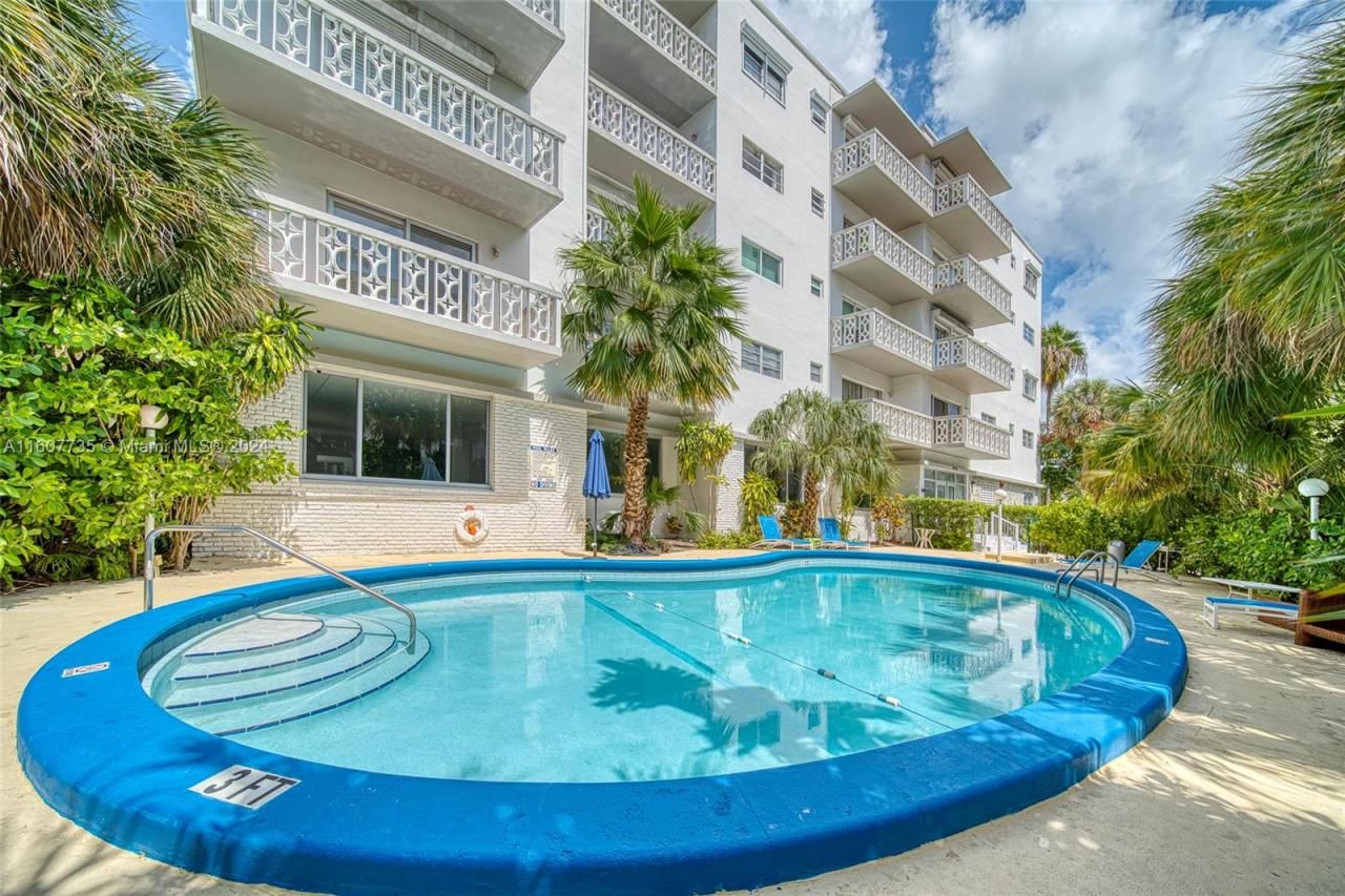 9700 E Bay Harbor Dr, Unit 508, Bay Harbor Islands, FL 33154 Photo