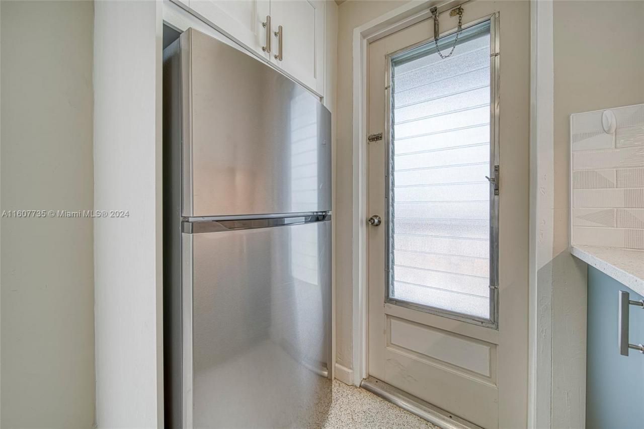 9700 E Bay Harbor Dr, Unit 508, Bay Harbor Islands, FL 33154 Photo