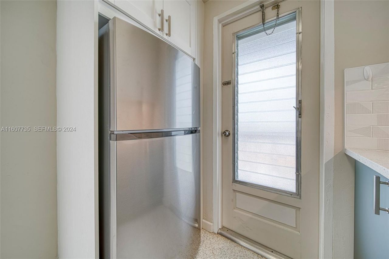 9700 E Bay Harbor Dr, Unit 508, Bay Harbor Islands, FL 33154 Photo