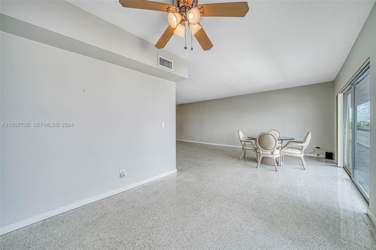 9700 E Bay Harbor Dr, Unit 508, Bay Harbor Islands, FL 33154 Photo