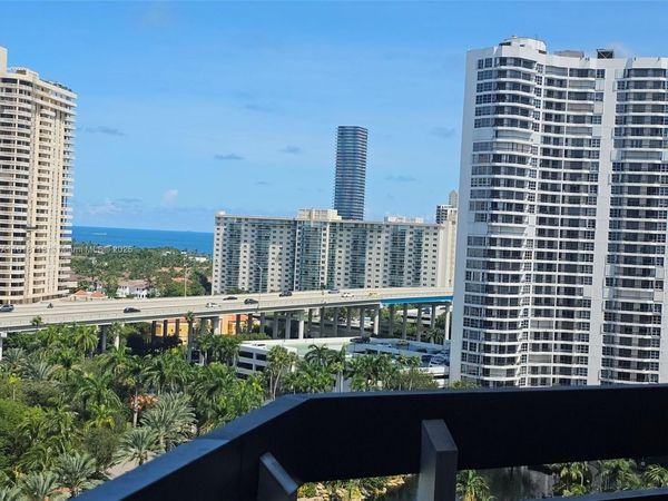 3600 Mystic Pointe Dr, Unit 1607, Aventura, FL 33180