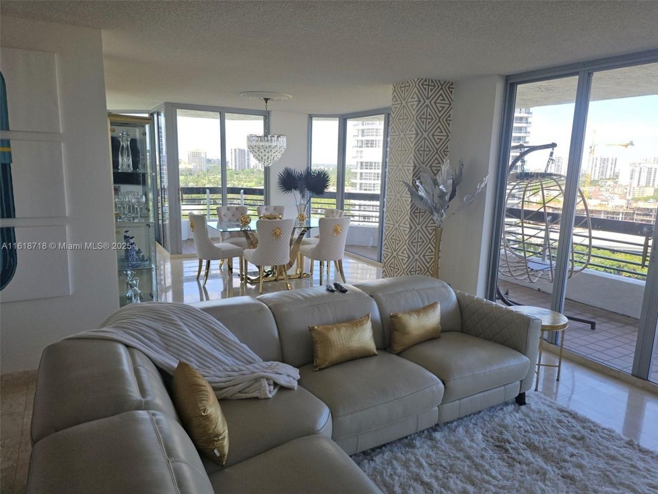 3600 Mystic Pointe Dr, Unit 1607, Aventura, FL 33180 Photo