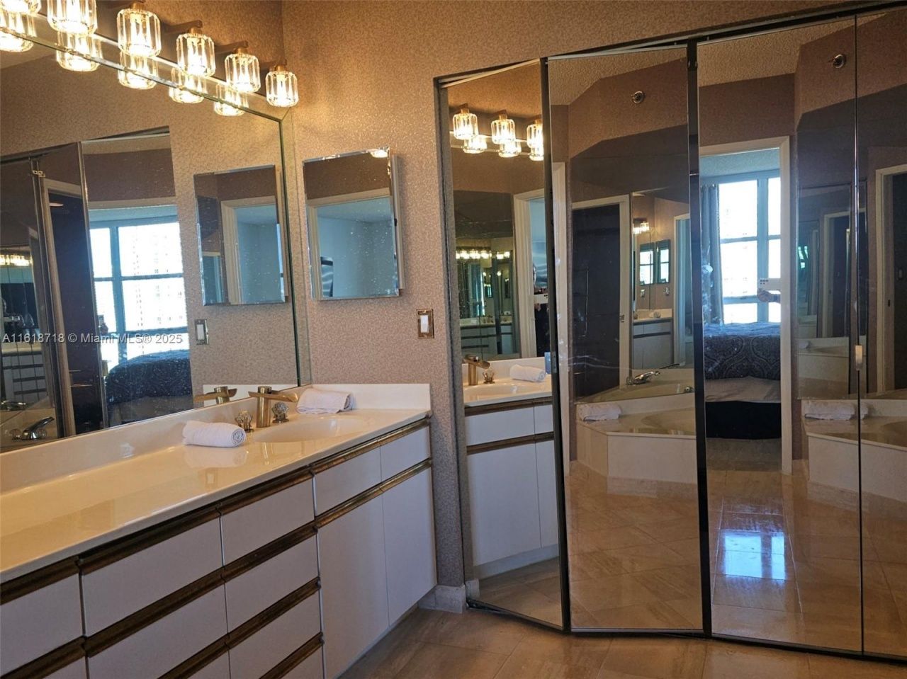 3600 Mystic Pointe Dr, Unit 1607, Aventura, FL 33180 Photo