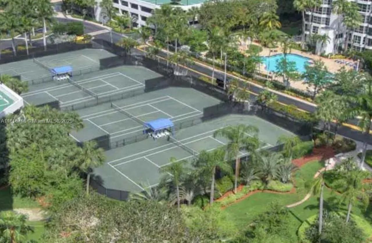 3600 Mystic Pointe Dr, Unit 1607, Aventura, FL 33180 Photo