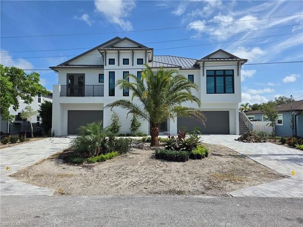 231 1st ST, BONITA SPRINGS, FL 34134