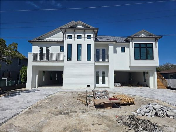 231 1st ST, BONITA SPRINGS, FL 34134