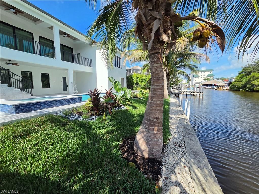 231 1st St, Bonita Springs, FL 34134 Photo