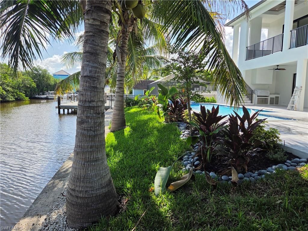 231 1st St, Bonita Springs, FL 34134 Photo