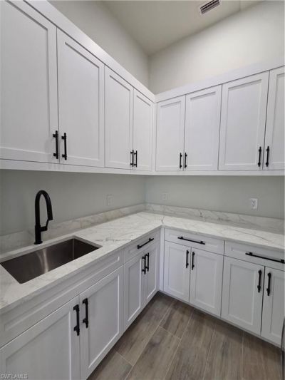 231 1st St, Bonita Springs, FL 34134 Photo