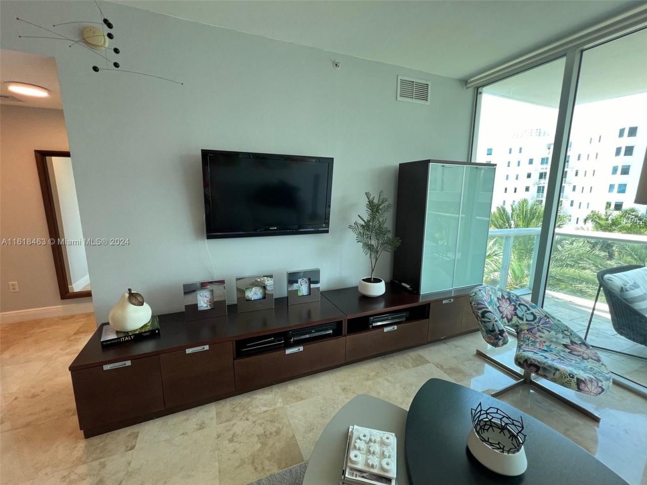 3131 NE 188th St, Unit 1-609, Aventura, FL 33180 Photo