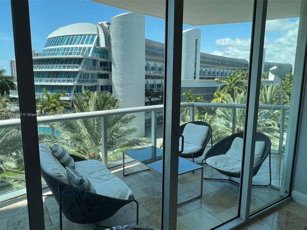 3131 NE 188th St, Unit 1-609, Aventura, FL 33180 Photo