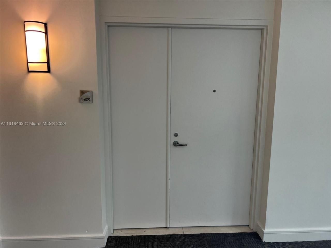 3131 NE 188th St, Unit 1-609, Aventura, FL 33180 Photo