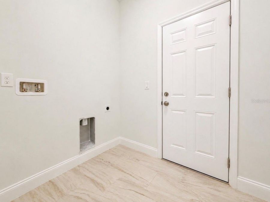 Property Image 64