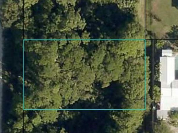 8566 99th Court, Vero Beach, FL 32967