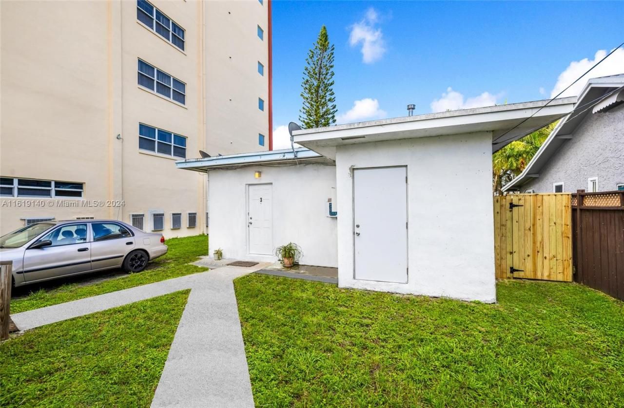 1711 Buchanan St, Hollywood, FL 33020 Photo