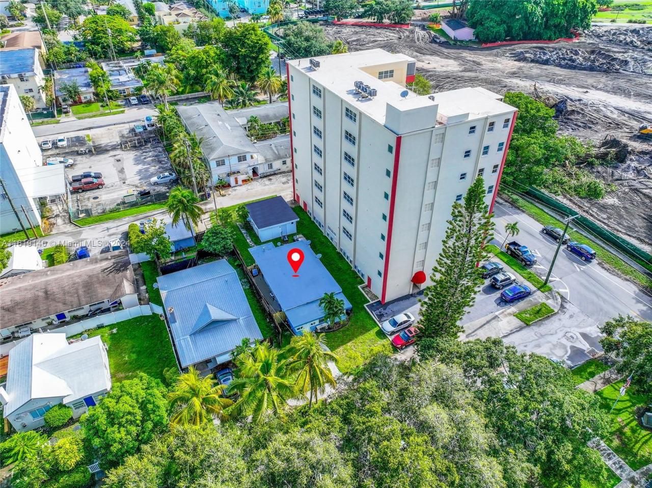 1711 Buchanan St, Hollywood, FL 33020 Photo