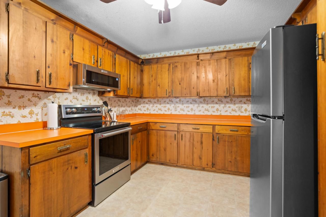 708 E Butternut Road Photo 10