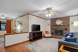 708 E Butternut Road photo 4