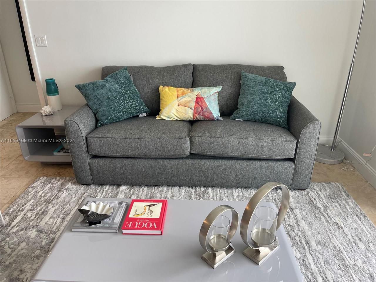 6365 Collins Ave, Unit 2610, Miami Beach, FL 33141 Photo