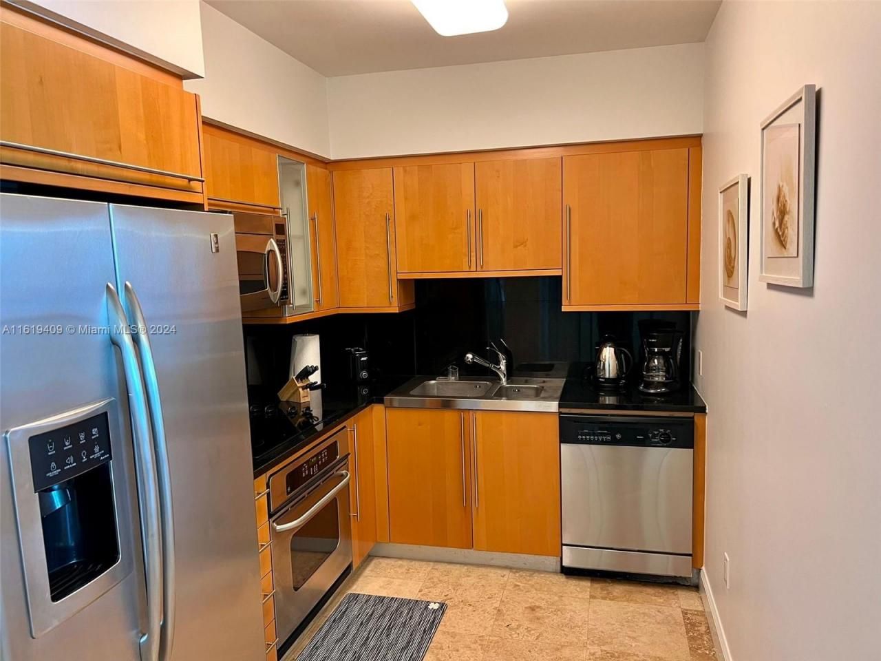 6365 Collins Ave, Unit 2610, Miami Beach, FL 33141 Photo