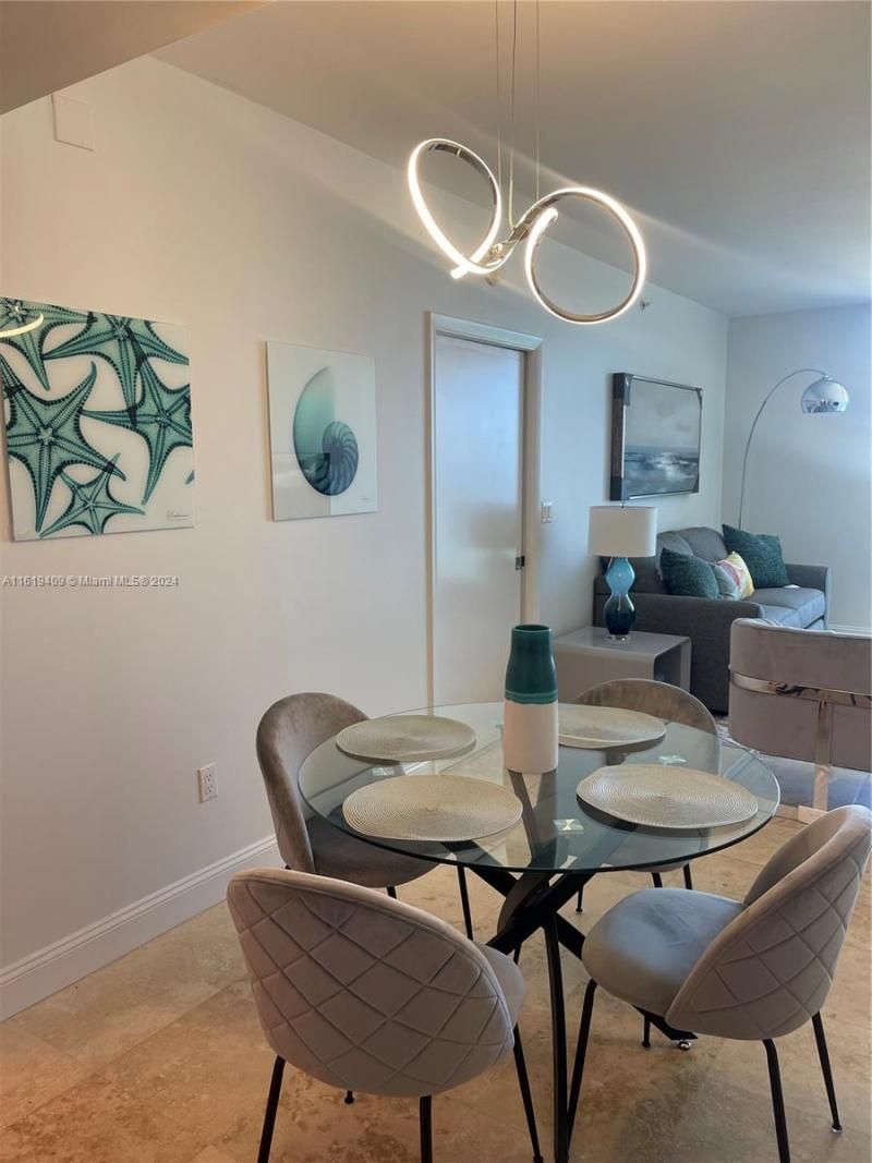 6365 Collins Ave, Unit 2610, Miami Beach, FL 33141 Photo