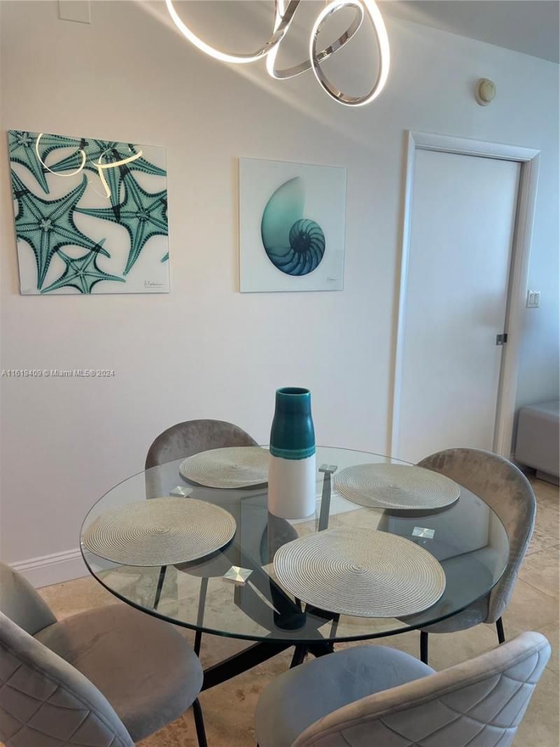 6365 Collins Ave, Unit 2610, Miami Beach, FL 33141 Photo