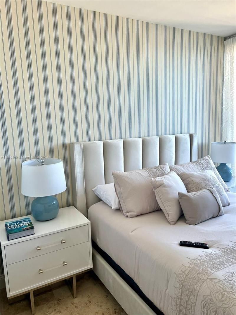 6365 Collins Ave, Unit 2610, Miami Beach, FL 33141 Photo