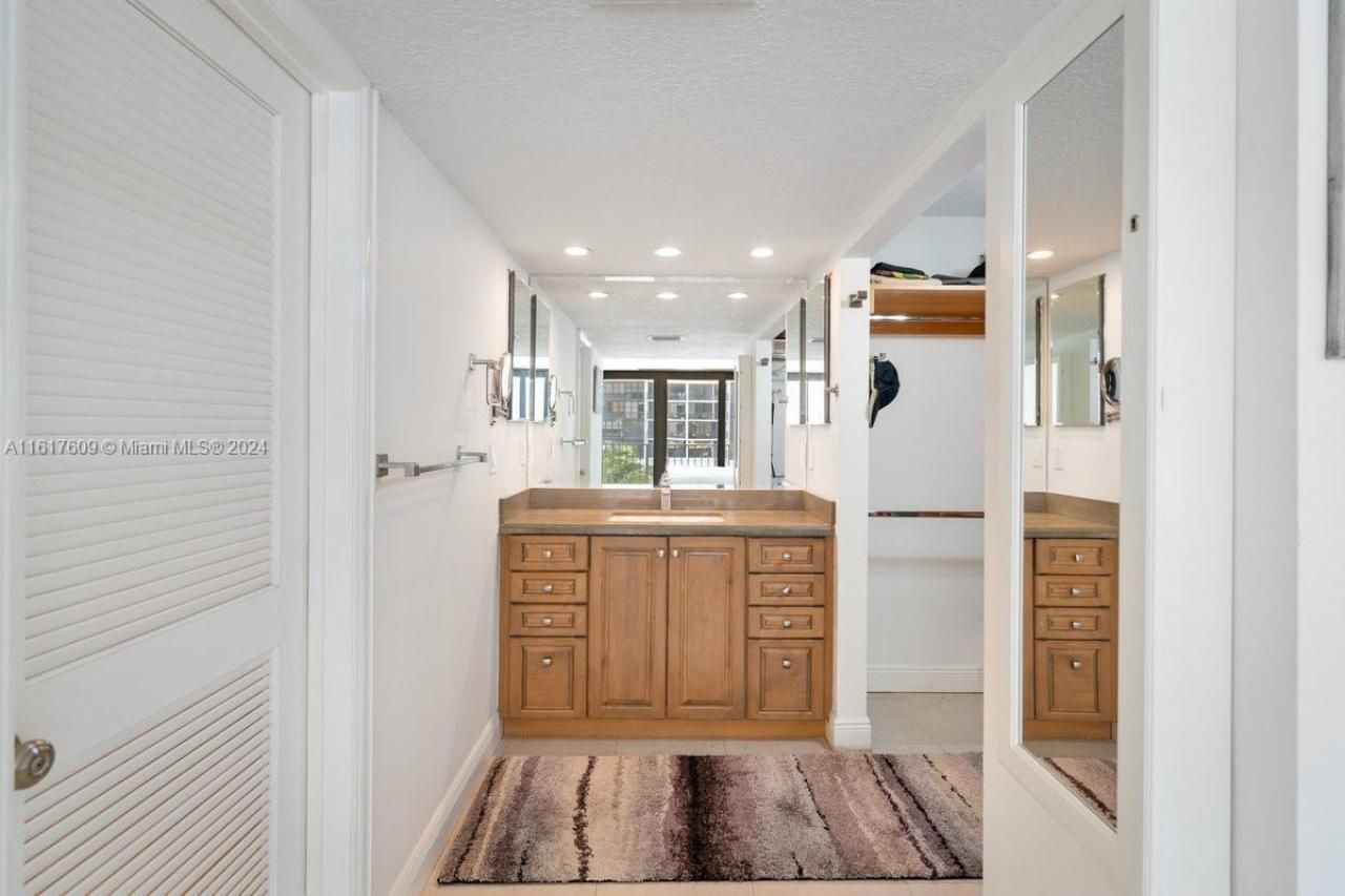 1915 Brickell Ave, Unit C506, Miami, FL 33129 Photo