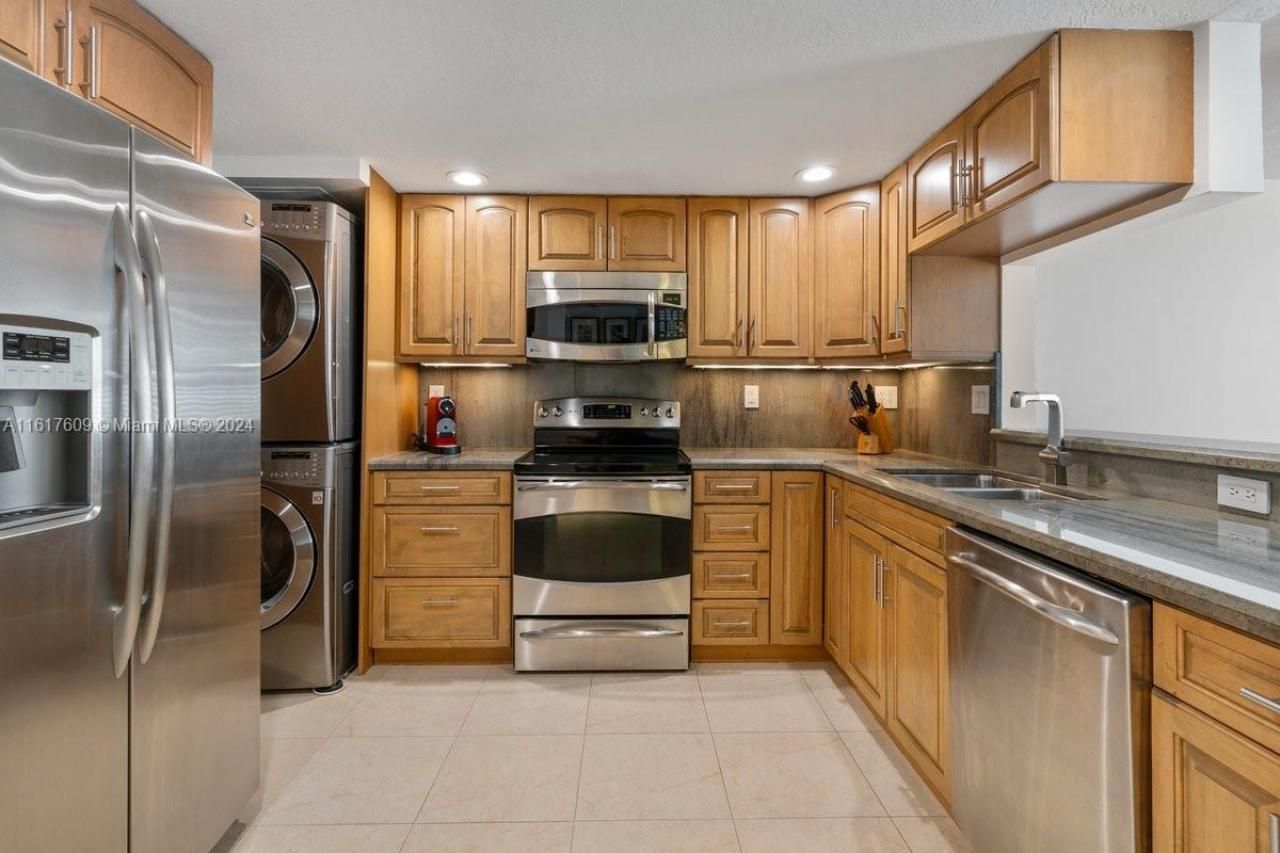 1915 Brickell Ave, Unit C506, Miami, FL 33129 Photo