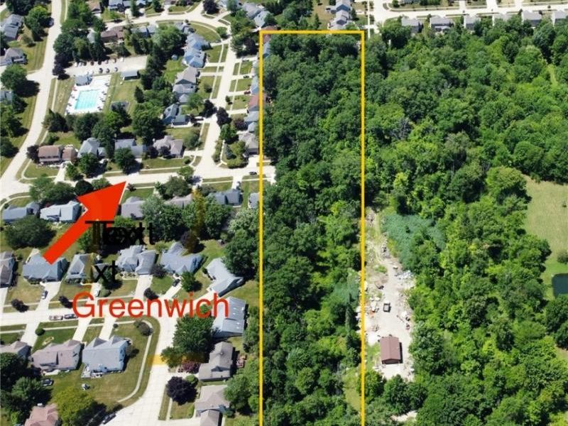 9890 Webster Road, Strongsville, OH 44136 Photo 2