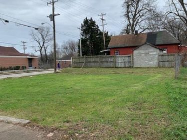 651 S PARKWAY ST, Memphis, TN 38106