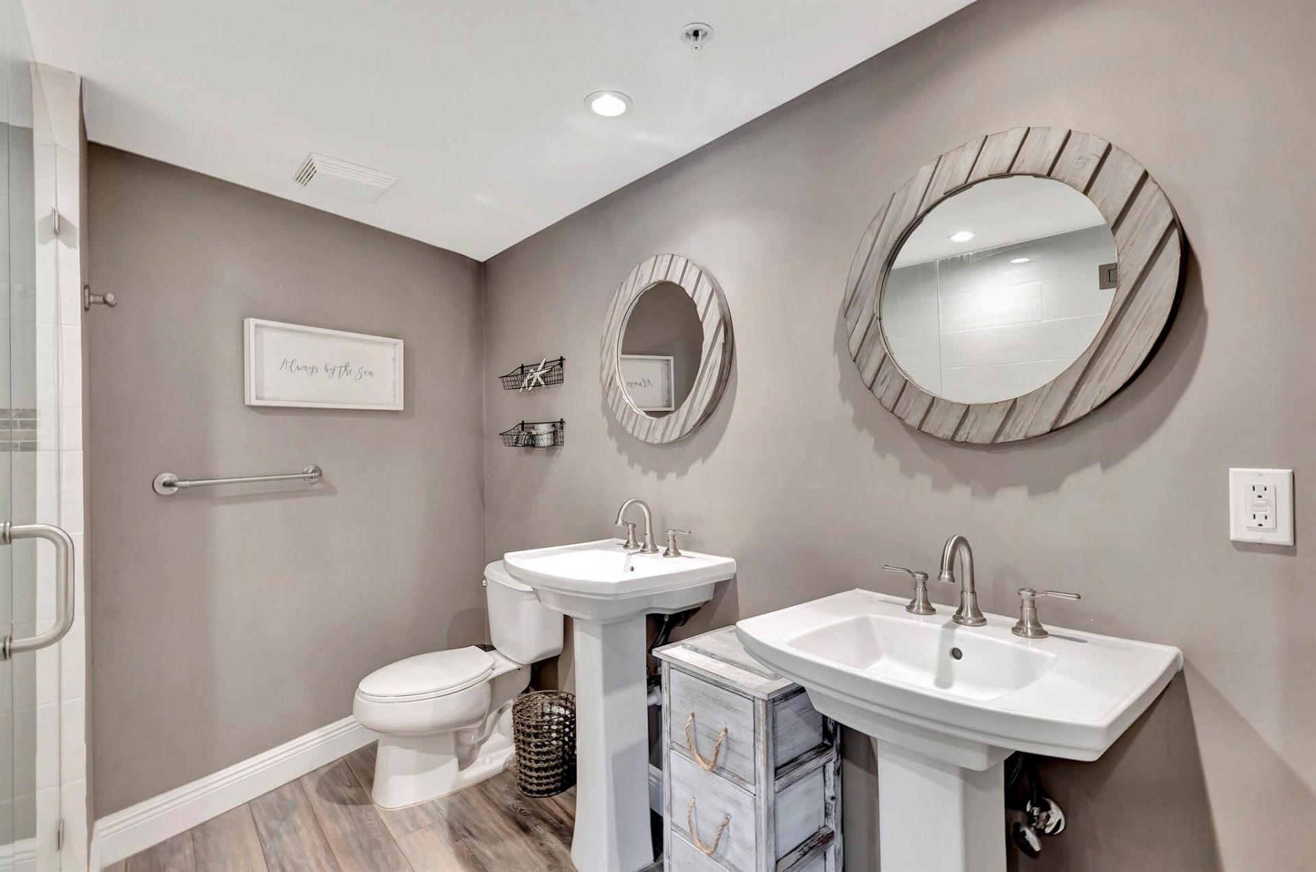 3000 N Ocean Drive, Unit 17-B, Singer Island, FL 33404 Photo