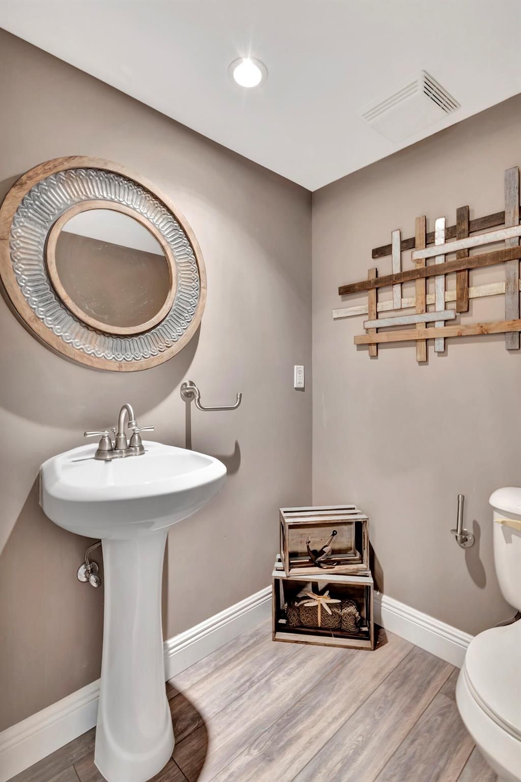 3000 N Ocean Drive, Unit 17-B, Singer Island, FL 33404 Photo