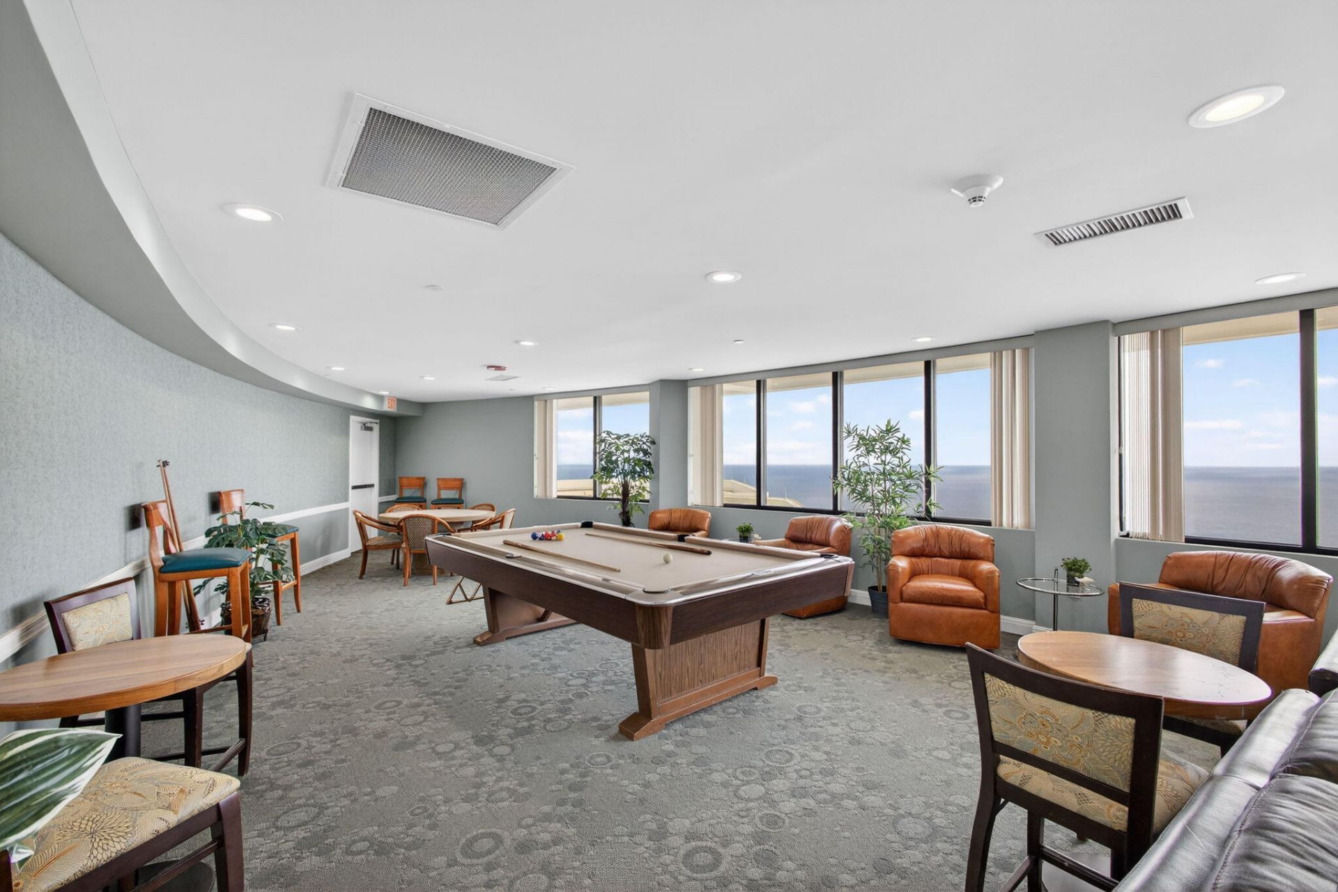 3000 N Ocean Drive, Unit 17 B, Singer Island, FL 33404 Photo
