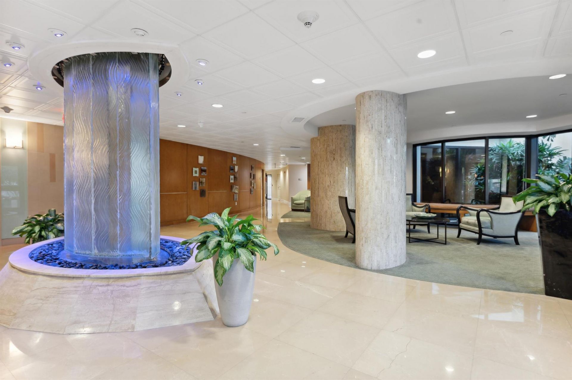 3000 N Ocean Drive, Unit 17-B, Singer Island, FL 33404 Photo