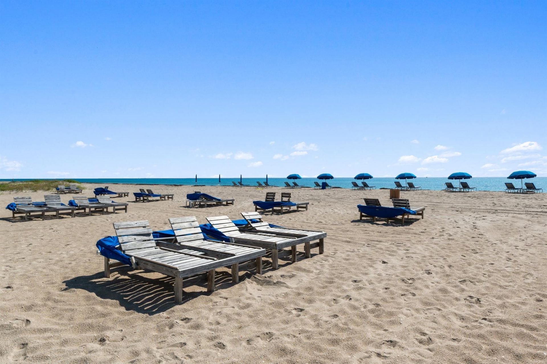 3000 N Ocean Drive, Unit 17-B, Singer Island, FL 33404 Photo