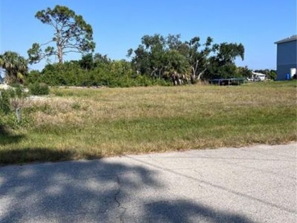 CAPE CORAL, FL 33993