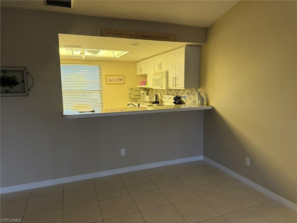 829 SW 47th Ter, Unit 204, Cape Coral, FL 33914 Photo
