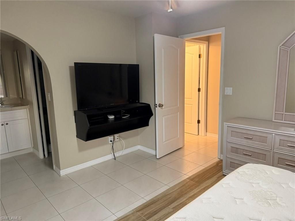 829 SW 47th Ter, Unit 204, Cape Coral, FL 33914 Photo