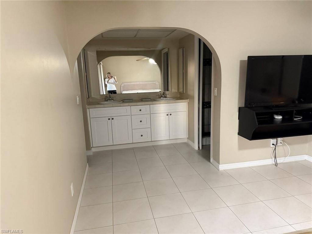 829 SW 47th Ter, Unit 204, Cape Coral, FL 33914 Photo
