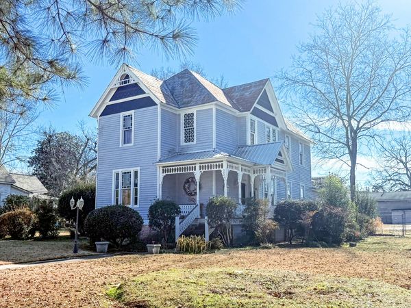 502 E Georgetown Street, Crystal Springs, MS 39059